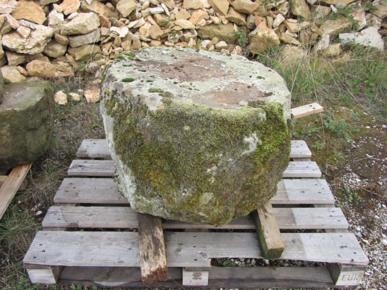 Old, Rustic Building Stone & Blocks Old, Rustic Building Stone & Blocks